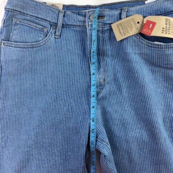 Levis High Rise Straight Cropped Jeans NEW - Picture 8 of 8